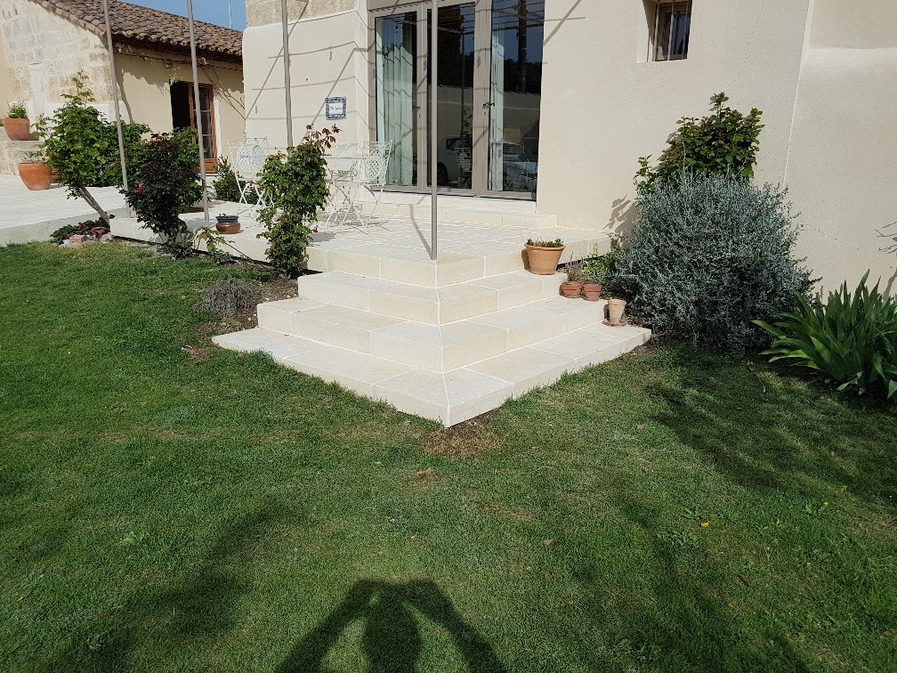 Escalier-sur-mesure-habillage-marches-L