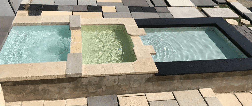 Gard-exposition-piscine-béton-ciré-margelles