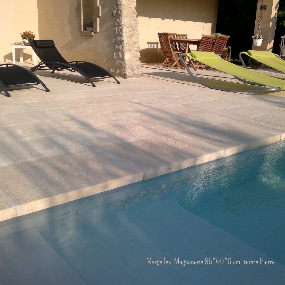 Margelle piscine grandes dimensions Rouviere Collection