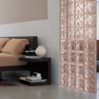 brique-verre-rose-metal-decoration-salon