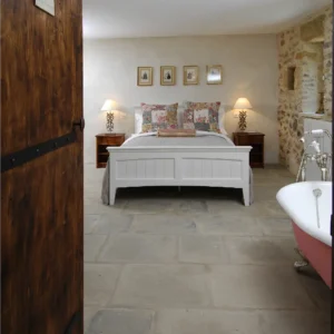 Chambre d'hôtel avec dallage Nîmes