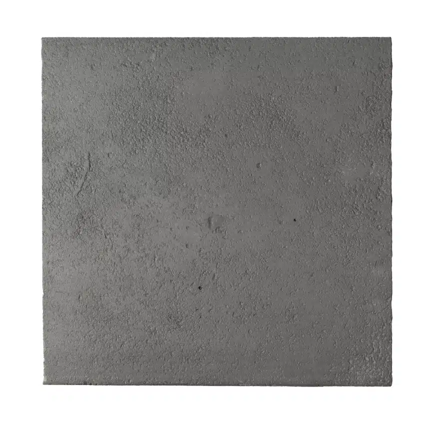 Margelles aspect contemporain Rouvière Collection, contour de piscine moderne, finition épurée, design minimaliste, dalle béton haut de gamme, style architectural contemporain, matériaux durables, aménagement extérieur moderne