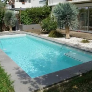 Margelle plate Silk gris 100×50×4 cm avec angles croisés Berg pour piscine